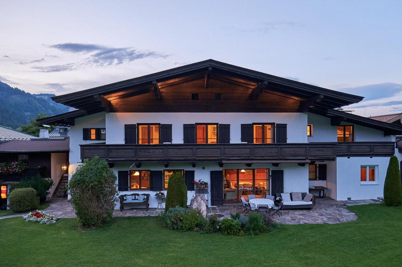 Pension Landhaus Gasteiger 키츠부헬 외부 사진