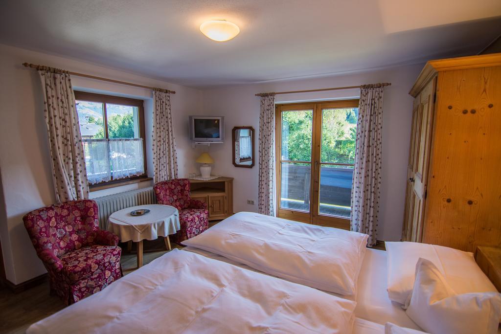 Pension Landhaus Gasteiger 키츠부헬 외부 사진